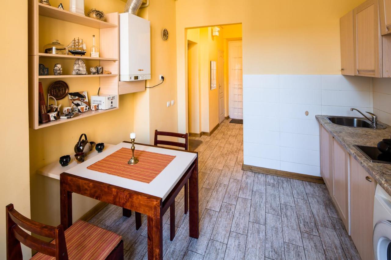 Romari Ставропігійська Apartamento Lviv Exterior foto