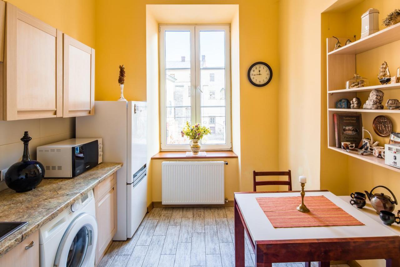 Romari Ставропігійська Apartamento Lviv Exterior foto