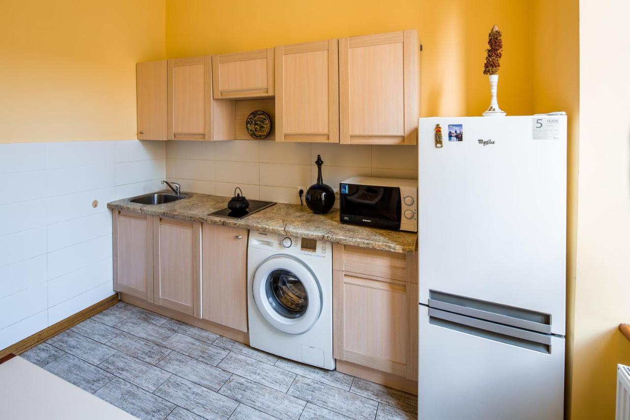 Romari Ставропігійська Apartamento Lviv Exterior foto
